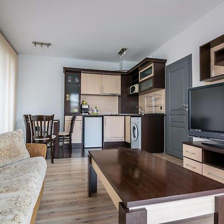 Cozy One-Bedroom Apartment In Night Breeze Burgas Exterior photo